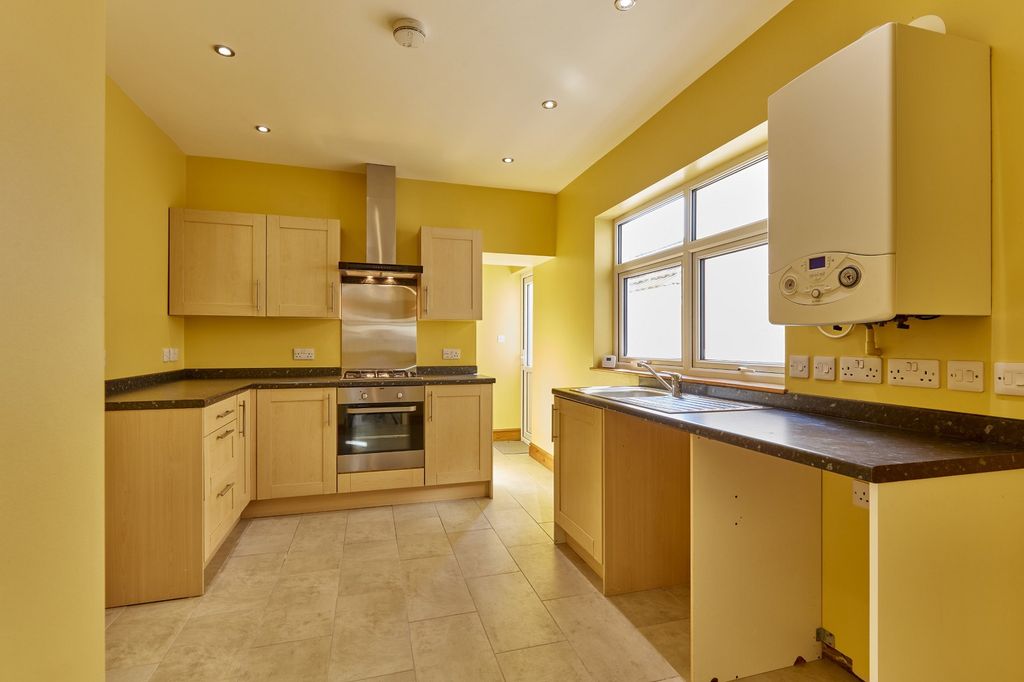 Property photo 3 of 25 Not Specified