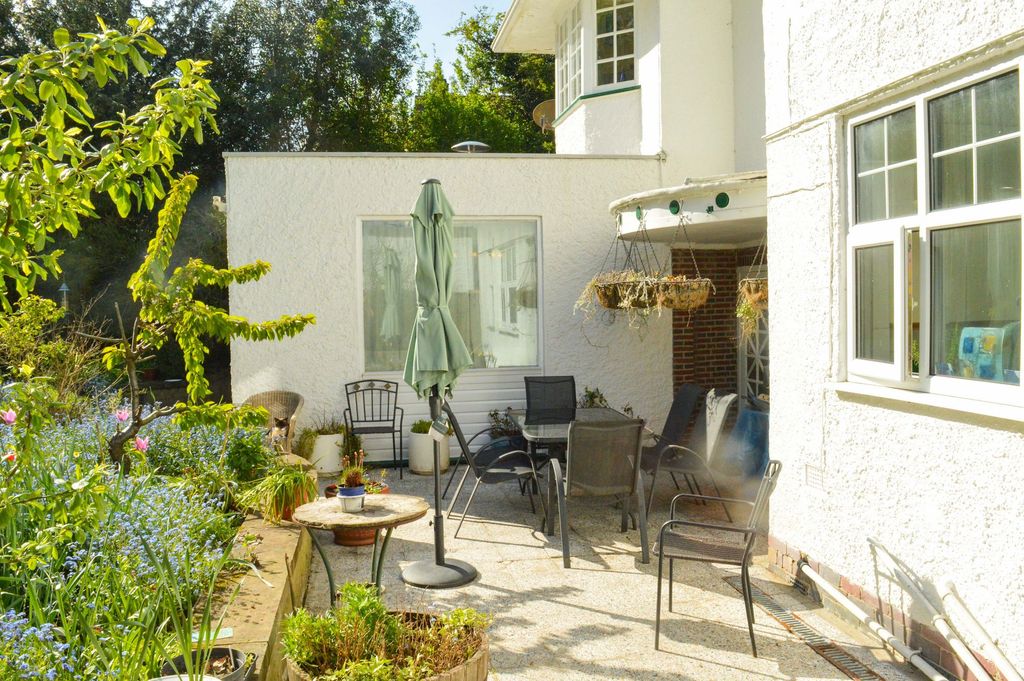 Additional image 34 of 5 bed detached house for saleBarrington Road, Stoneygate, Leicester LE2
