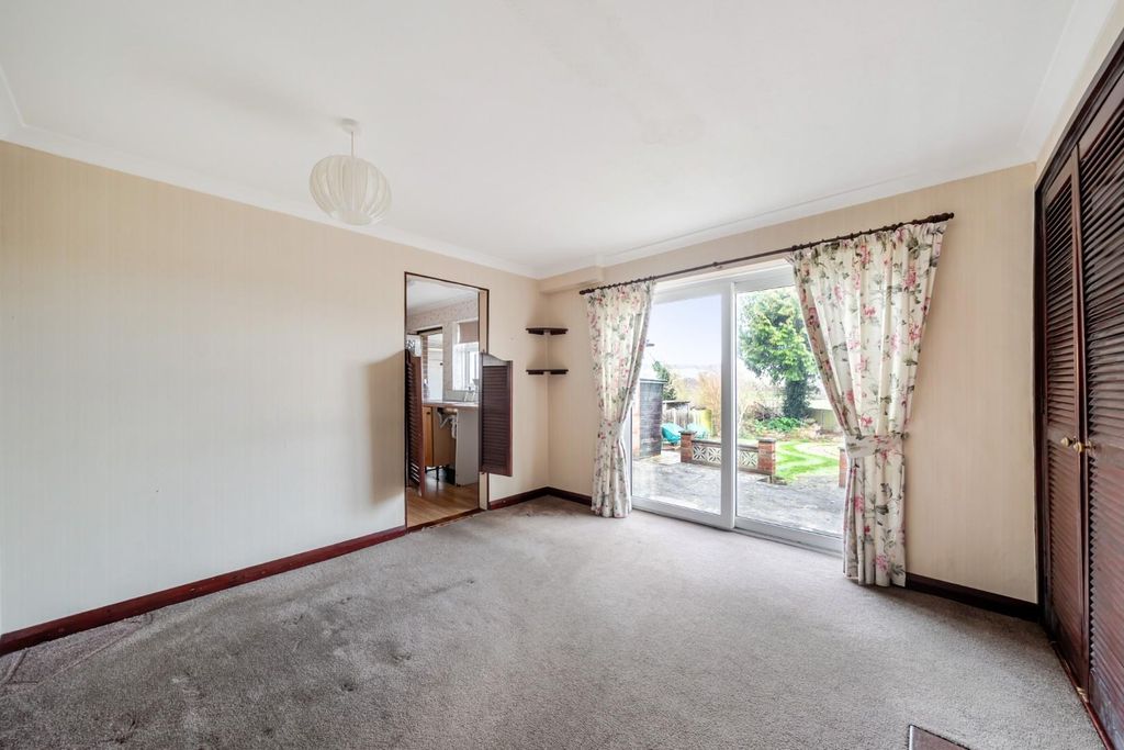 Property photo 3 of 20 1407749-5-698Dbf9619d5B.Jpg