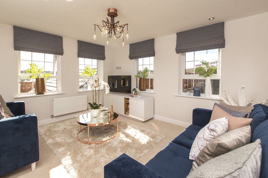 Property photo 3 of 10 Brentford