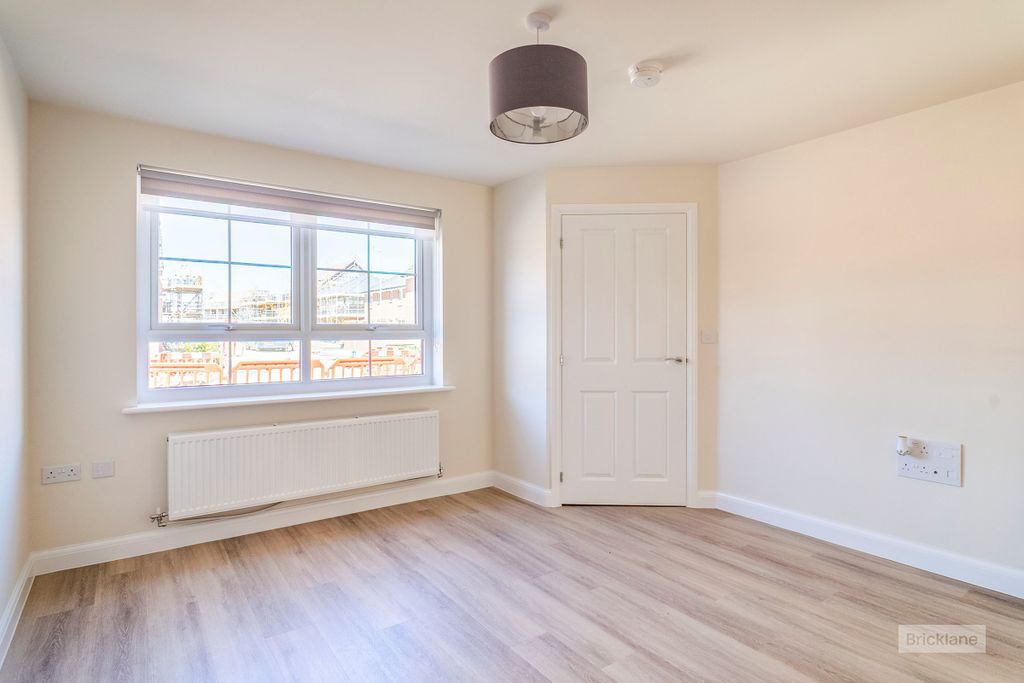 Property photo 3 of 13 Living Room