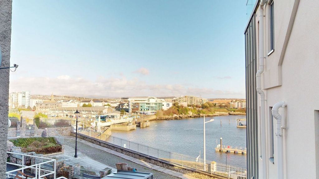 Property photo 1 of 17 View