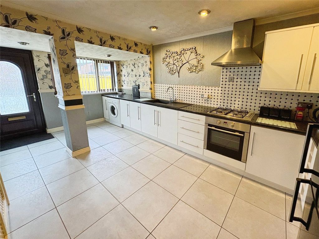 Property photo 2 of 29 Picture No. 02