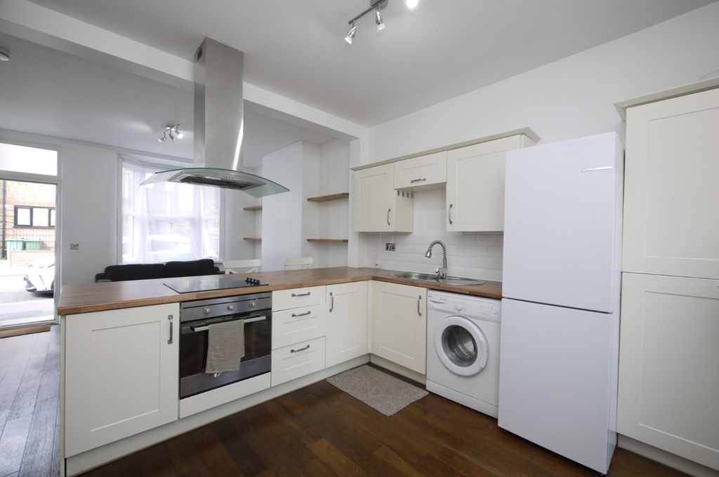 Property photo 3 of 7 4329412