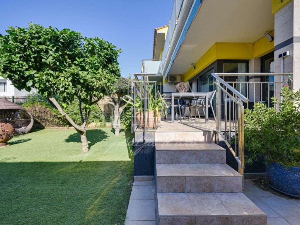 Property photo 3 of 46