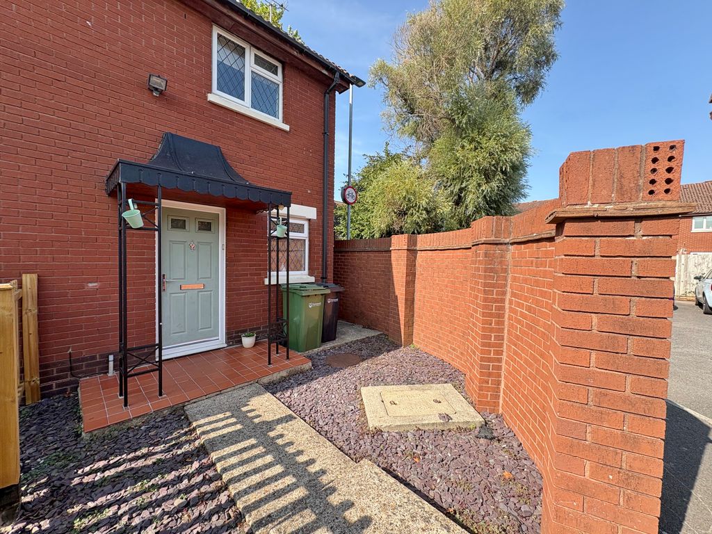 Property photo 1 of 16