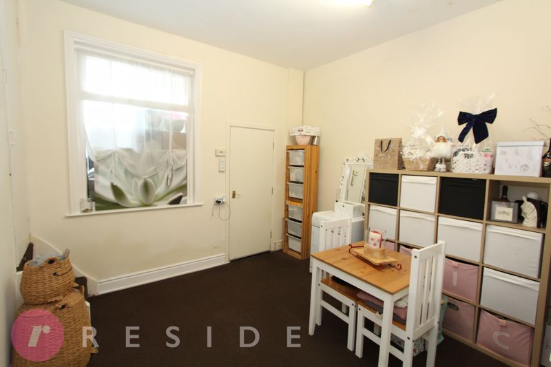 Property photo 3 of 13 Dining Room