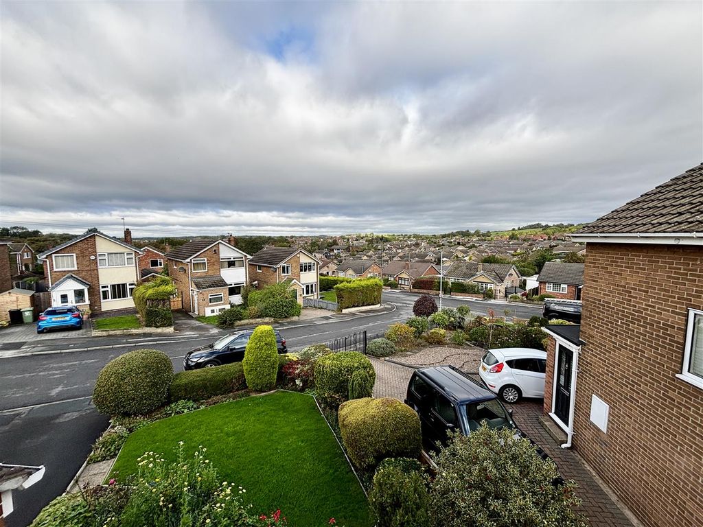 Property photo 2 of 29