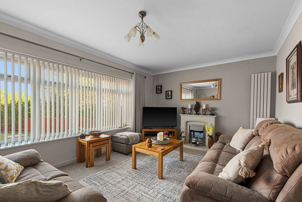 Property photo 3 of 26