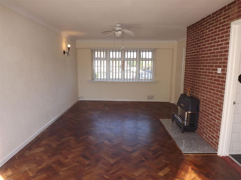 Property photo 3 of 10 Dscf7075.Jpg