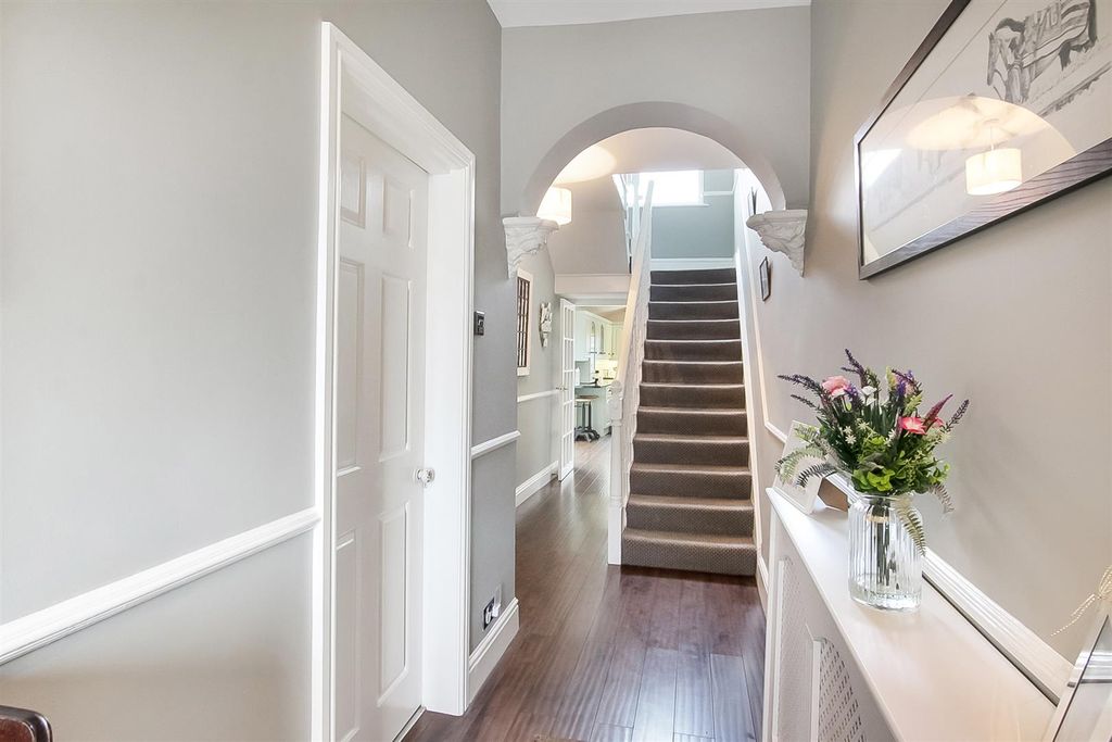 Property photo 3 of 18 Img_3182.Jpg