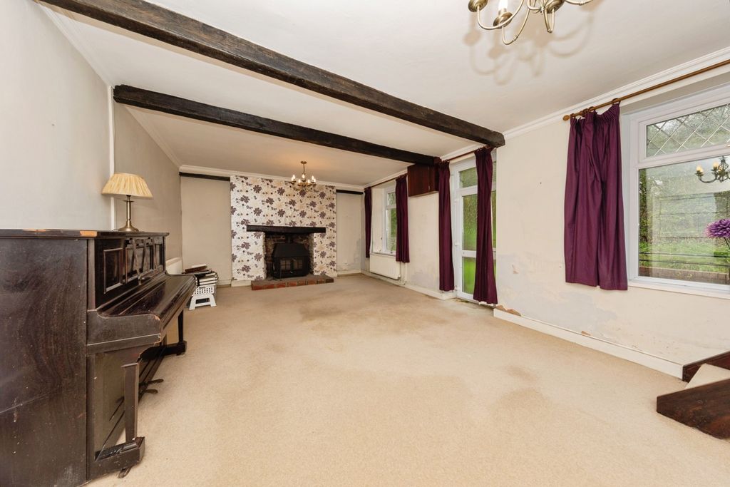 Property photo 3 of 25 Pbox-Img.Jpg