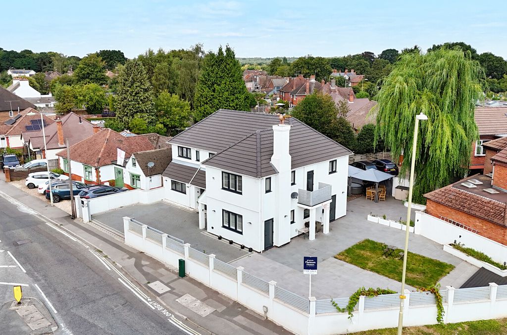 Property photo 1 of 24 1343170-4-68A8A39...