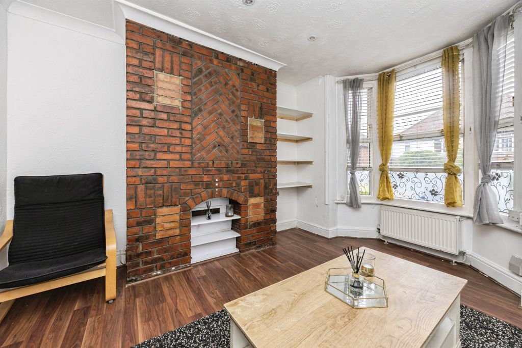 Property photo 2 of 19