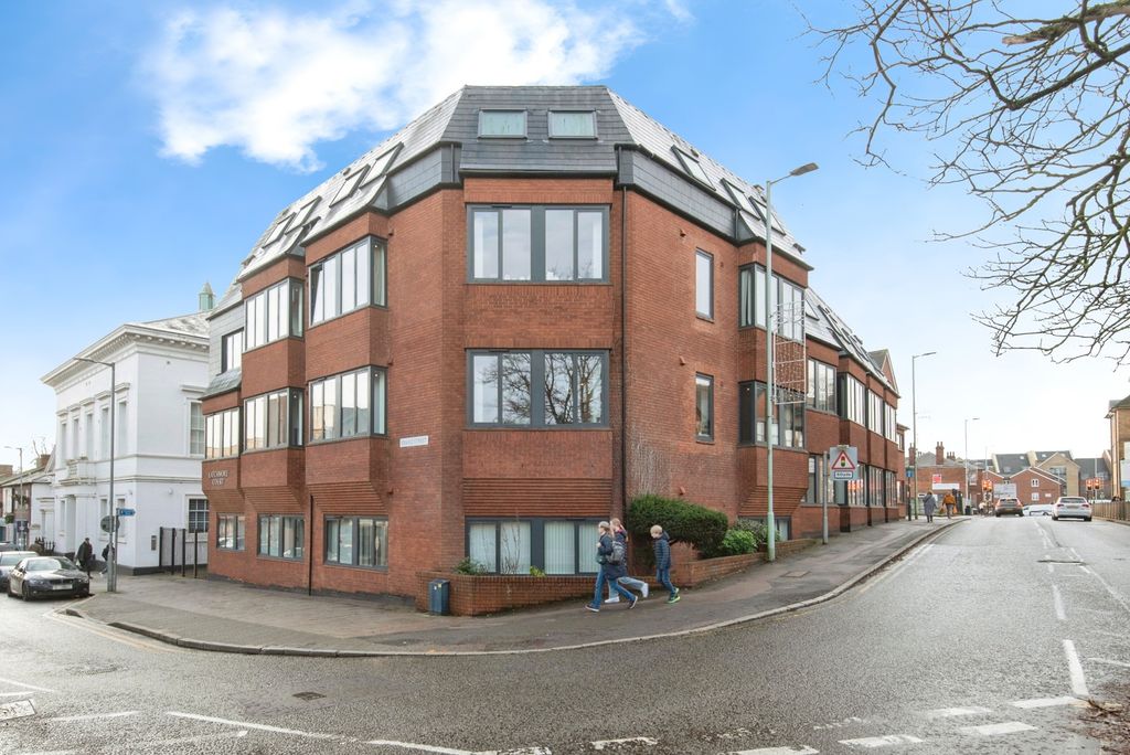 Property photo 1 of 19 Front Aspect