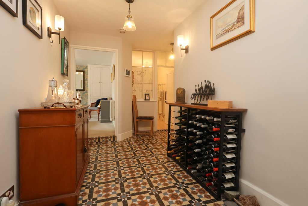 Additional image 15 of 2 bed flat for saleVictoria Road, Clevedon BS21