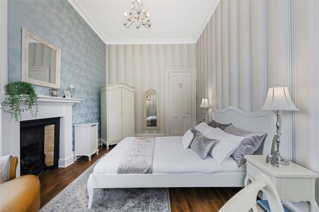 Additional image 16 of 4 bed flat for saleBrisbane Street, Greenock, Inverclyde PA16