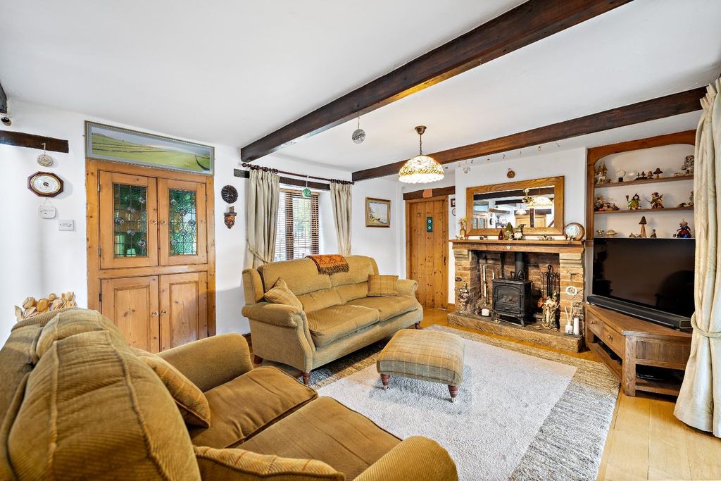 Property photo 3 of 30 Lounge 03.Jpg