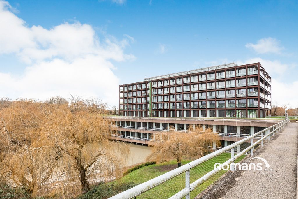 Property photo 1 of 8 Pbox-Img.Jpg