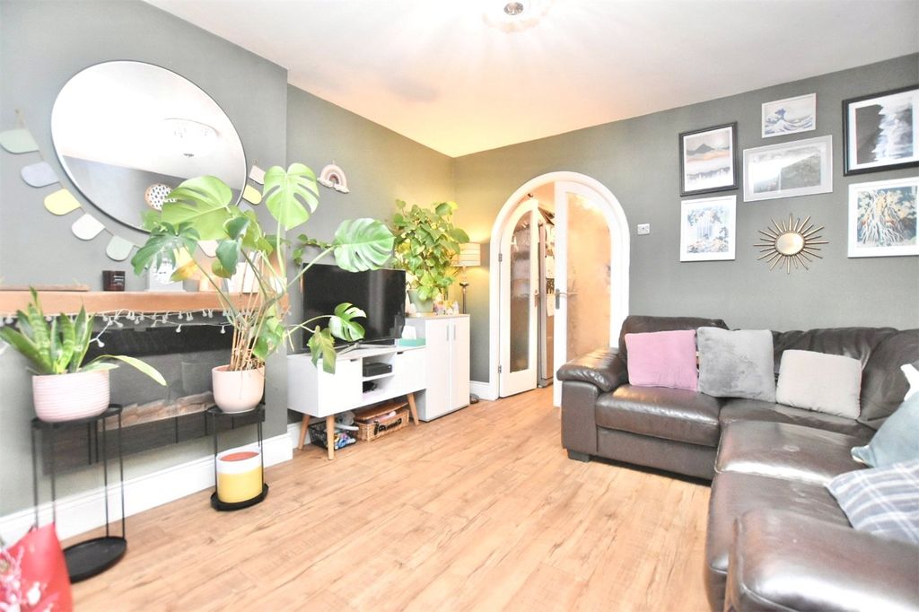 Property photo 2 of 17 Living Room