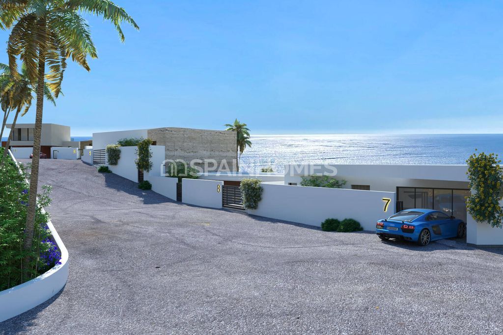 Property photo 1 of 36