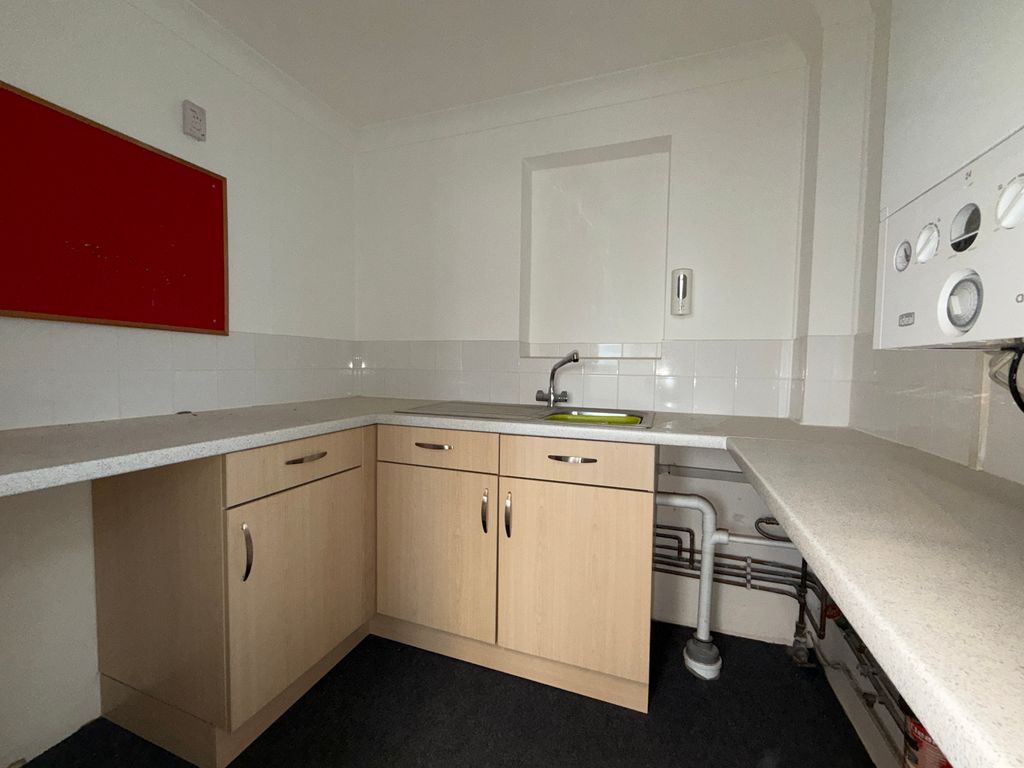 Property photo 3 of 4
