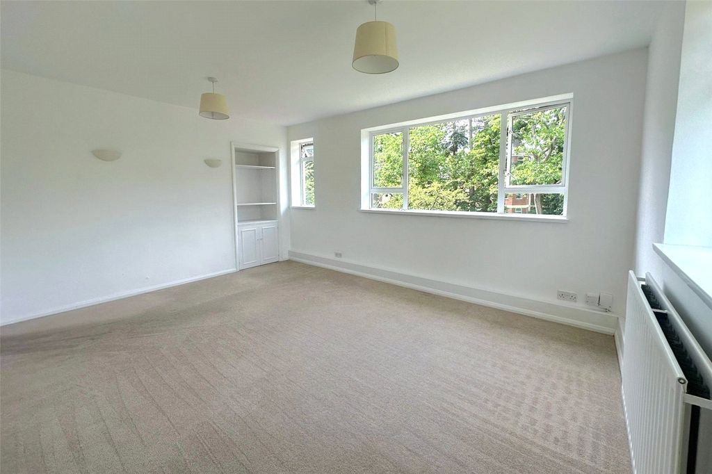 Property photo 3 of 12 Picture No. 08