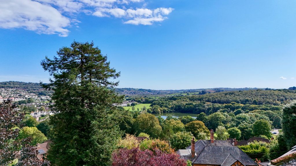 Property photo 2 of 38