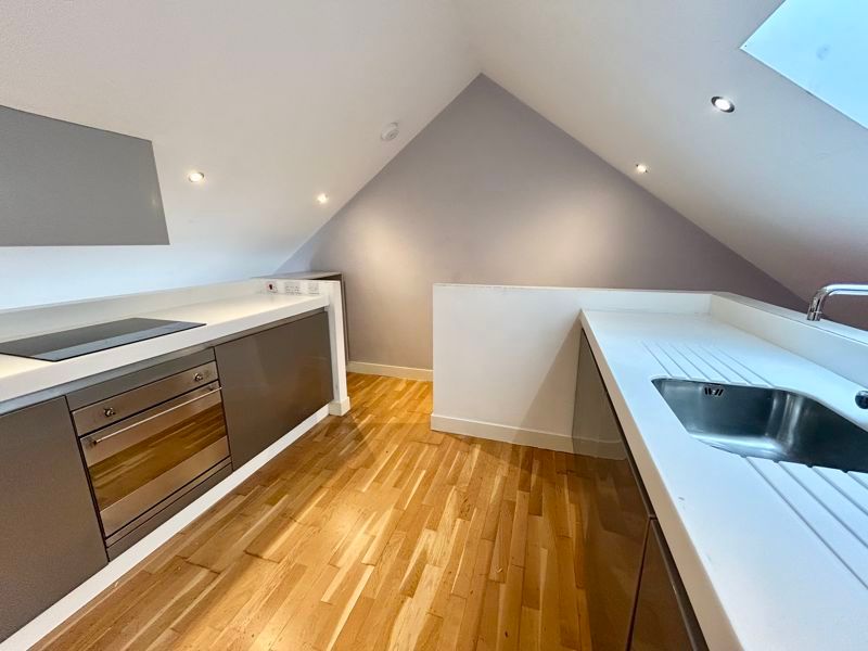 Property photo 3 of 11 Photo 3