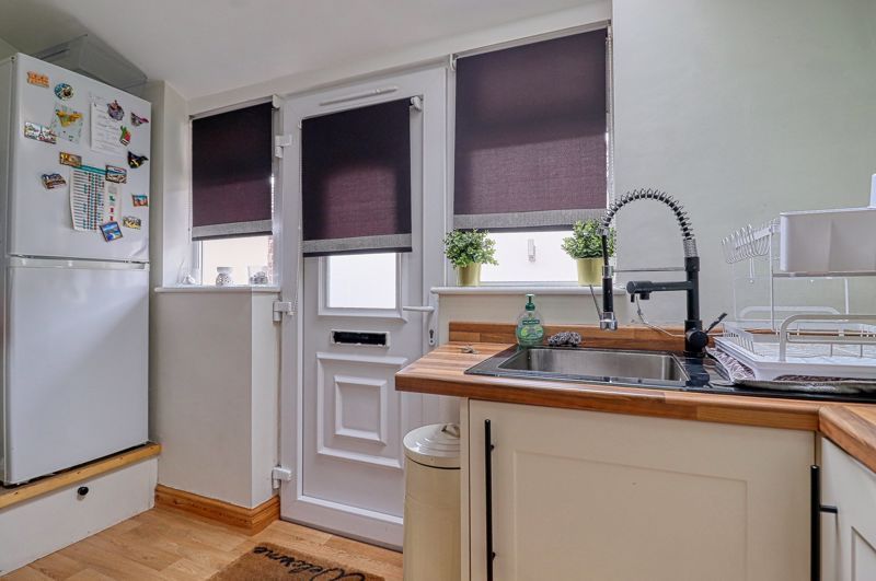 Property photo 3 of 9 Photo 3