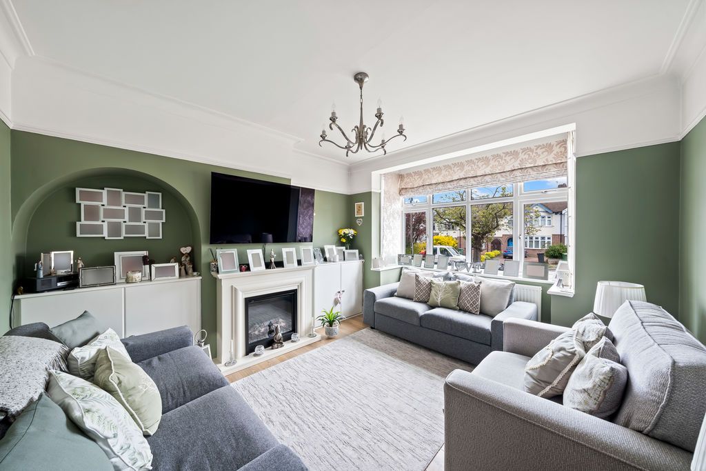 Property photo 2 of 17 Photo 8