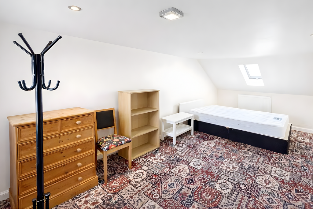 Property photo 3 of 3