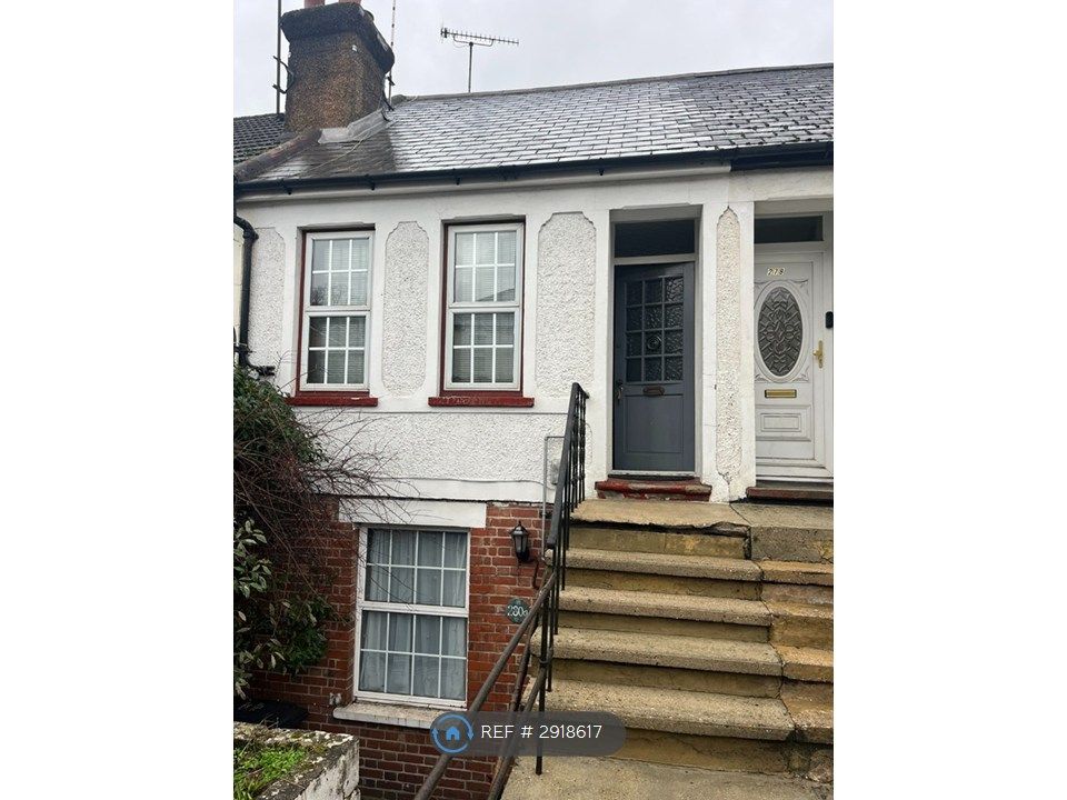 Property photo 1 of 7 Front