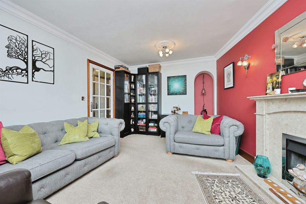 Property photo 3 of 20