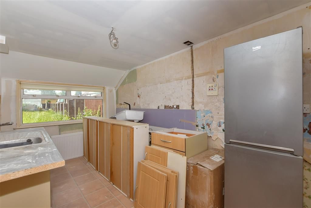 Property photo 3 of 13 Kitchen