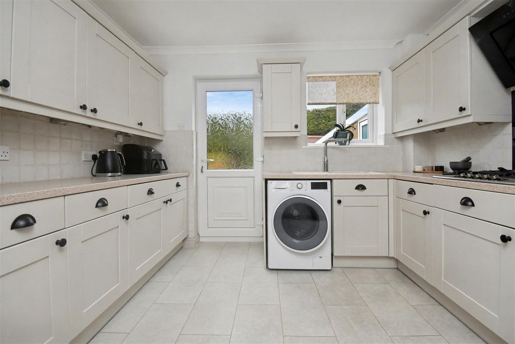 Property photo 2 of 24 Dsc_0490.Jpg