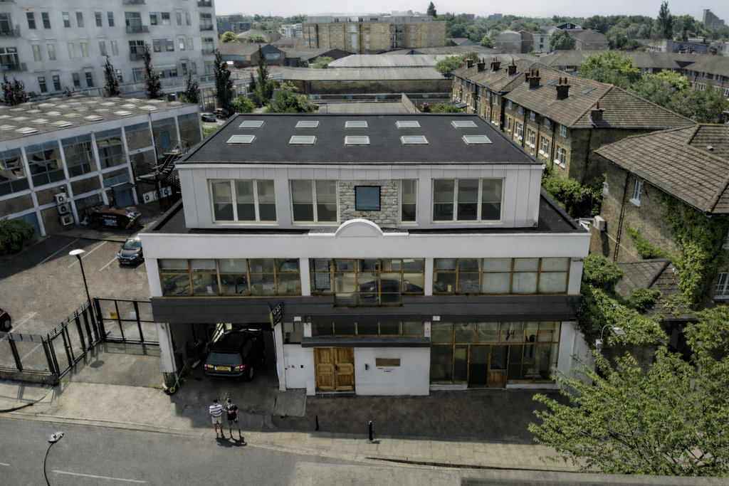 Property photo 1 of 6 Building View