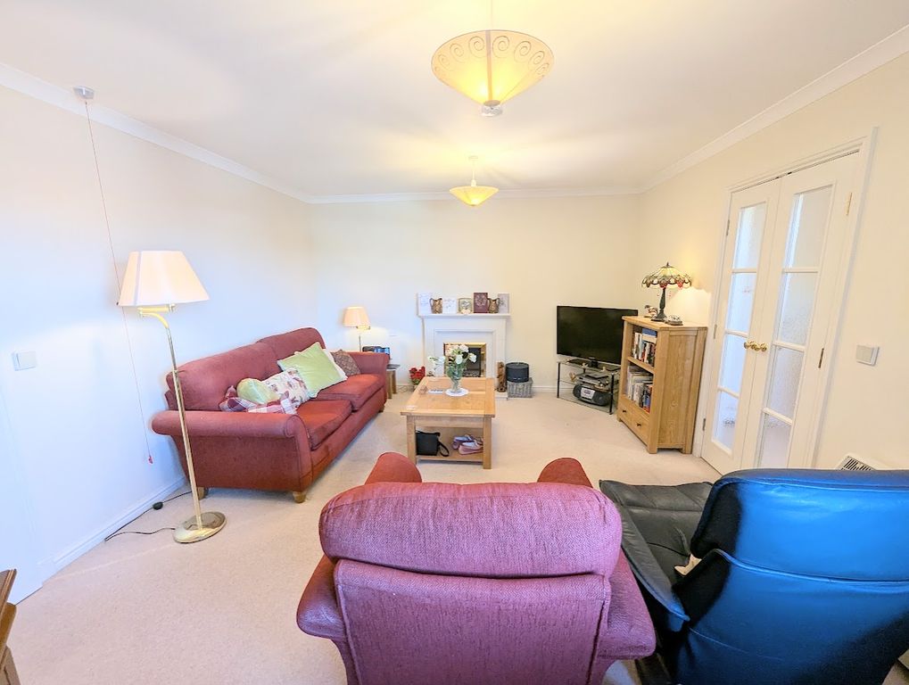 Property photo 2 of 14