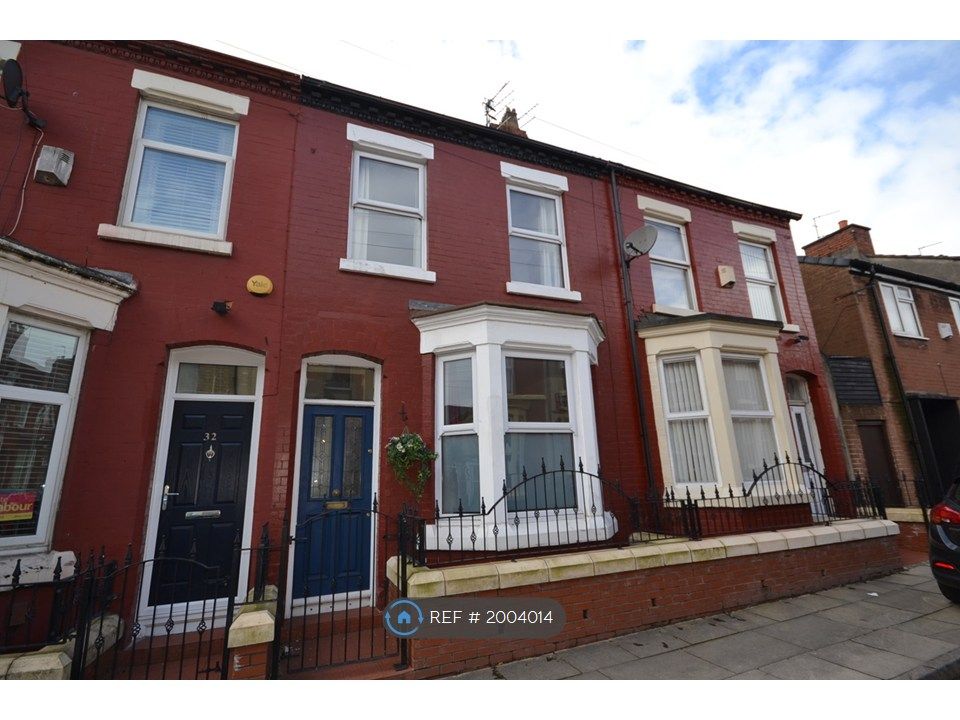 Property photo 1 of 12