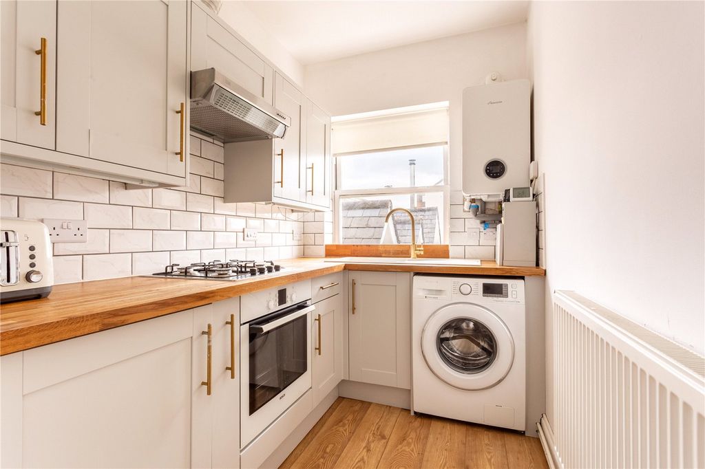 Property photo 3 of 10 Picture No. 09