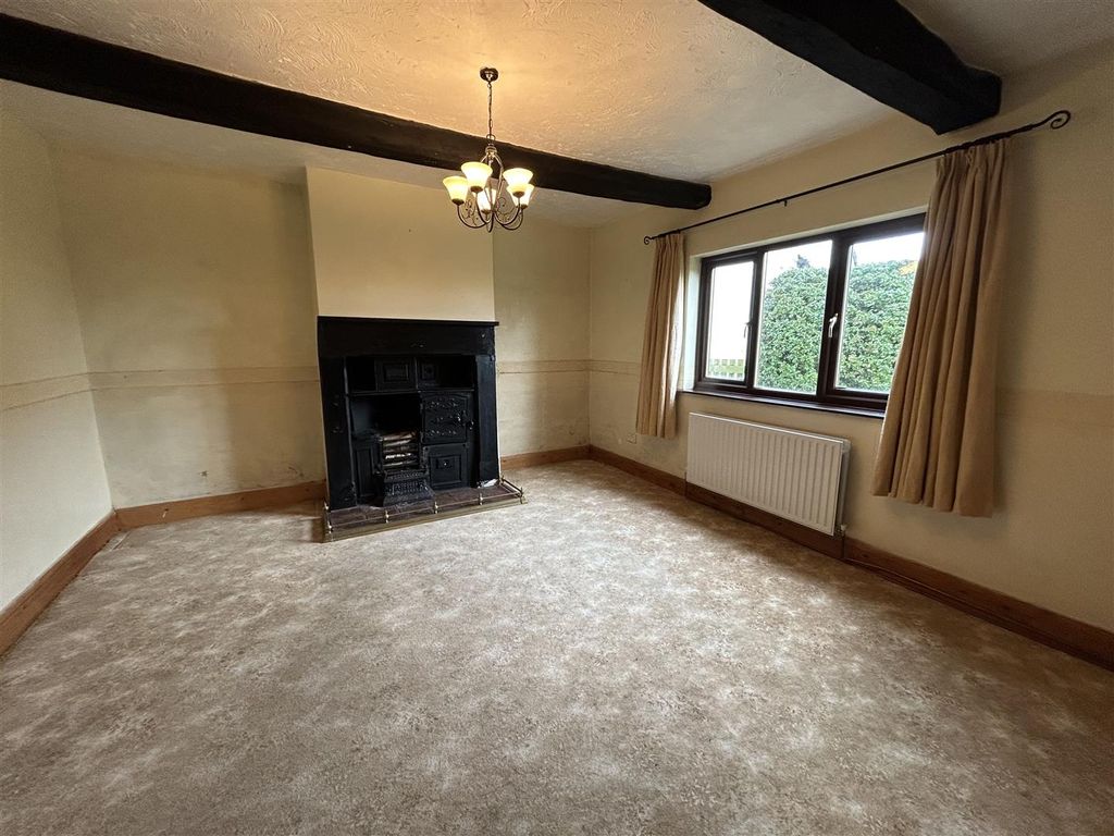 Property photo 3 of 13 Image00025.Jpeg