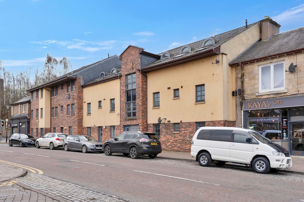 Property photo 1 of 24 141B Main Street