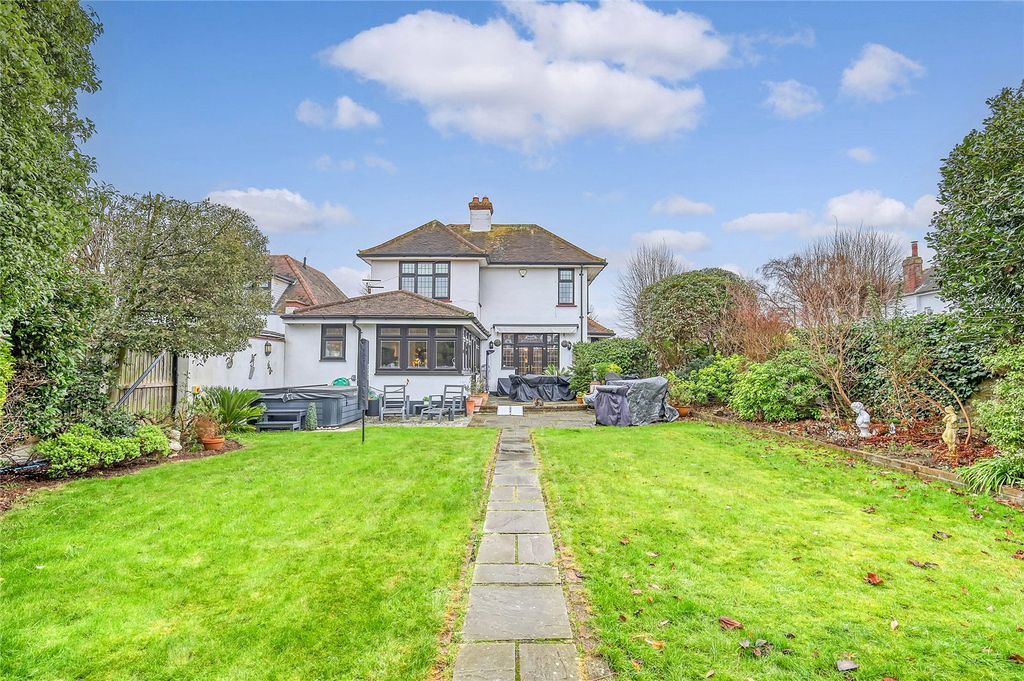 Property photo 3 of 24 Picture No. 26