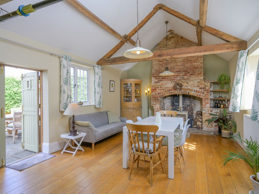 Property photo 3 of 50