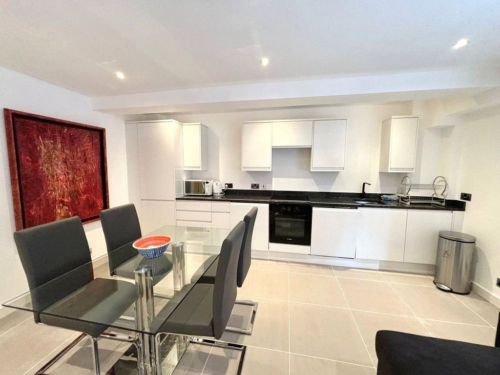 Property photo 3 of 12 Picture No. 27