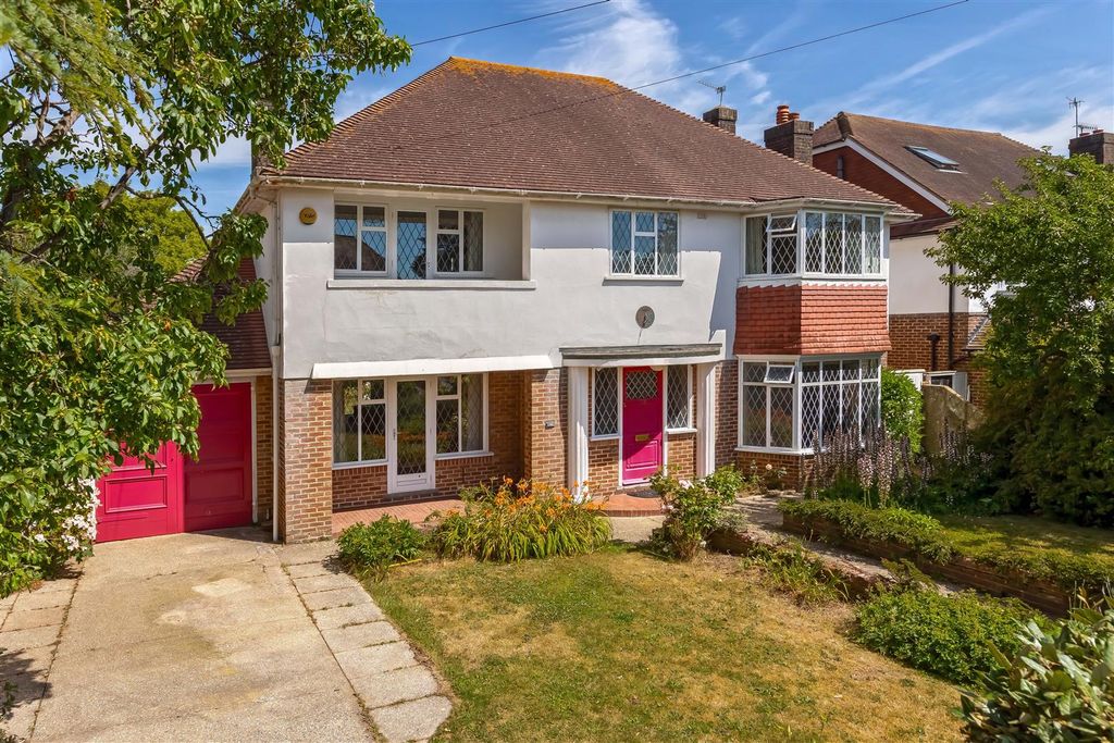 Property photo 1 of 23 West Park Lane_26.Jpg