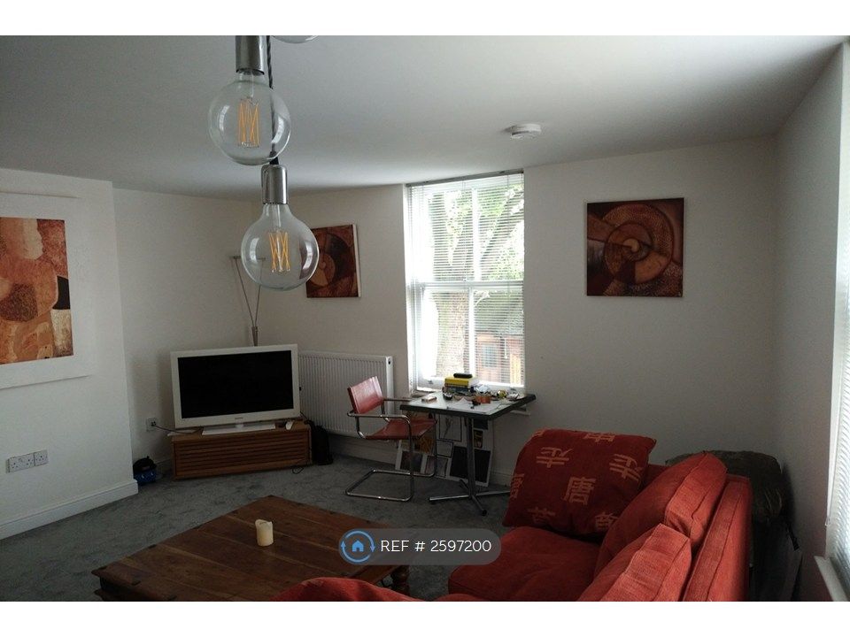 Property photo 2 of 9 Living Room (1)
