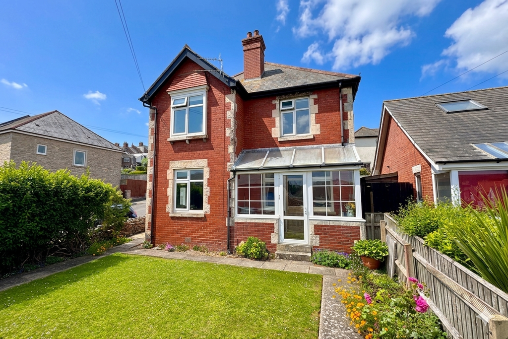 Property photo 1 of 18