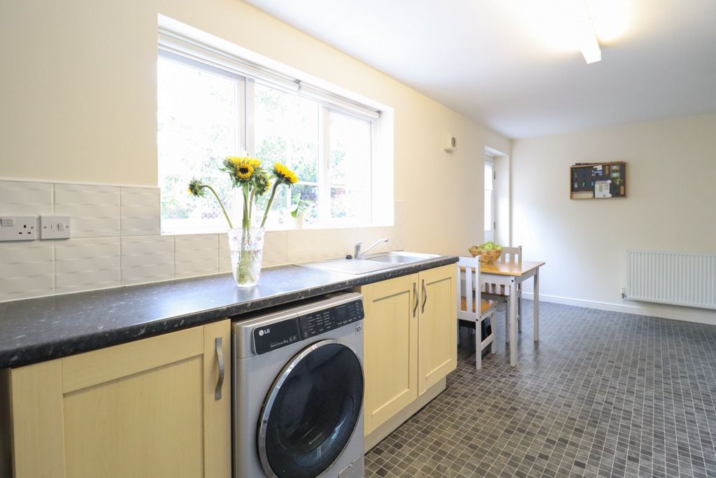 Property photo 2 of 22 4494292