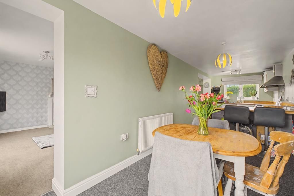 Property photo 3 of 29 Small Size-17.Jpg